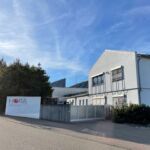 Firmengebäude Produktionsstandort HORA eTec Connectivity in Eberdingen bei Stuttgart